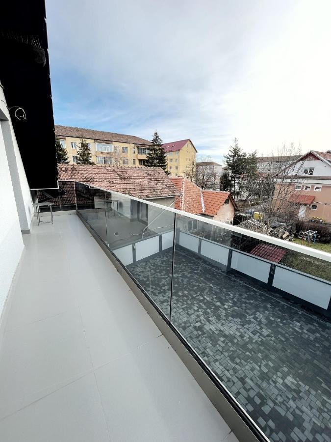 Glam Studios Sibiu Exteriör bild