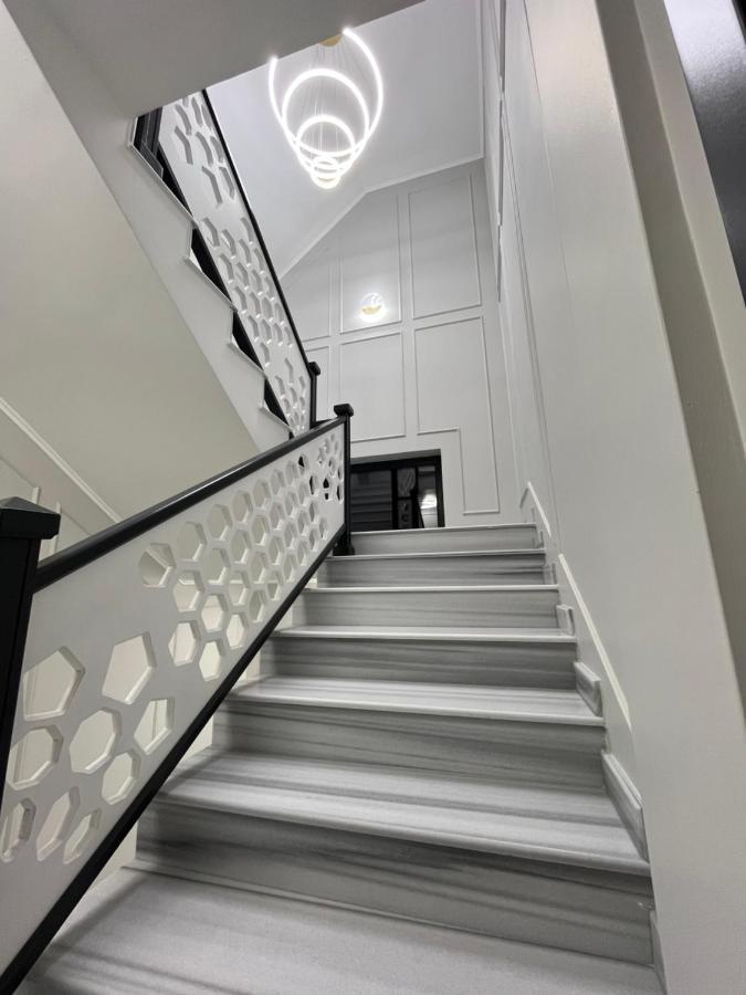 Glam Studios Sibiu Exteriör bild