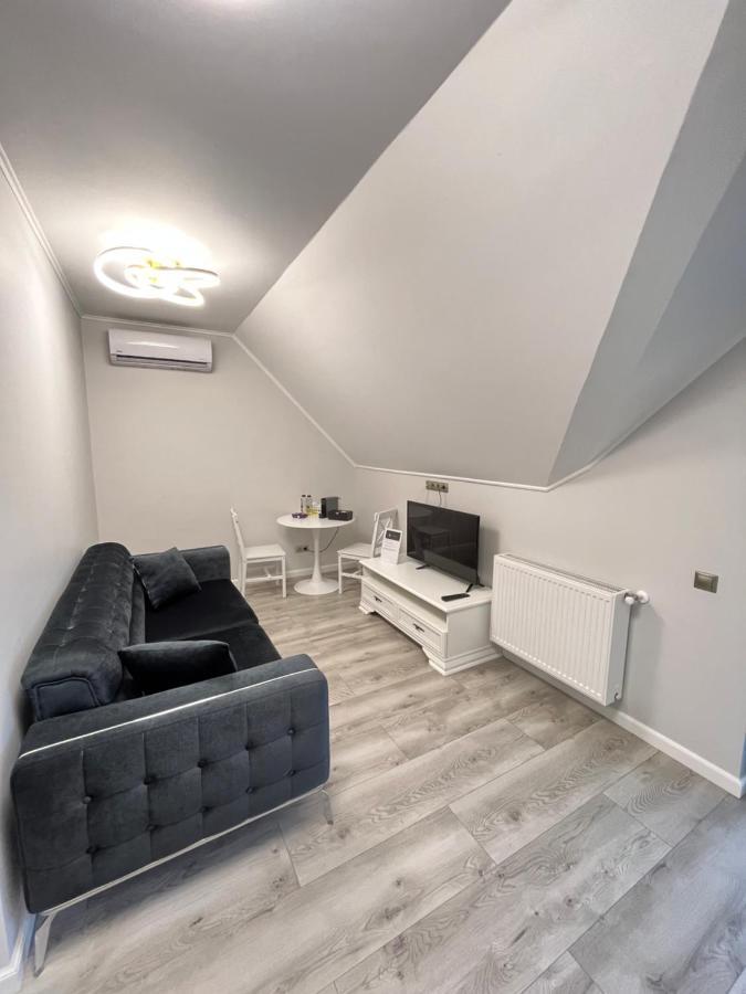Glam Studios Sibiu Exteriör bild