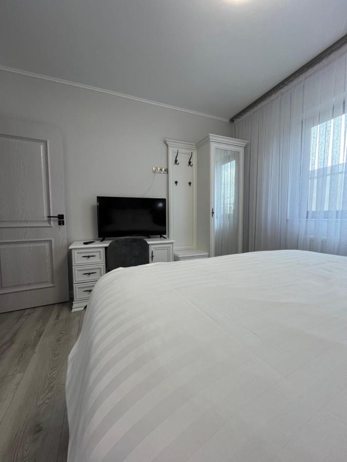 Glam Studios Sibiu Exteriör bild