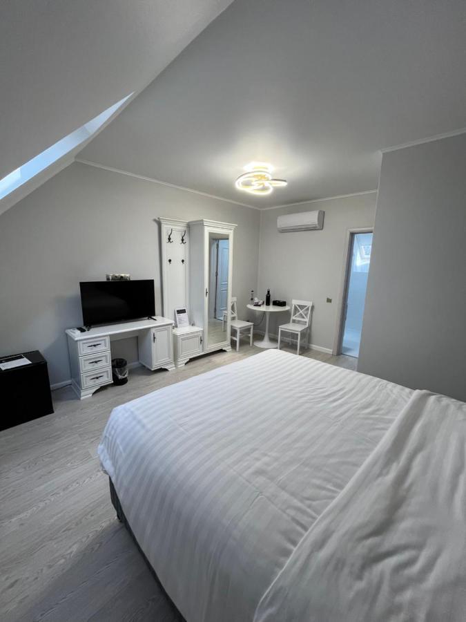 Glam Studios Sibiu Exteriör bild