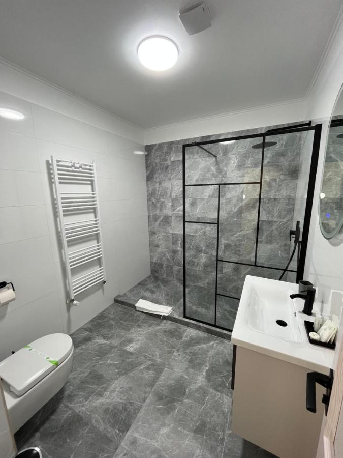 Glam Studios Sibiu Exteriör bild